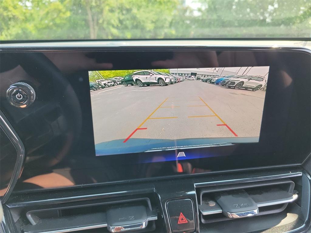 used 2024 Chevrolet TrailBlazer car, priced at $26,591