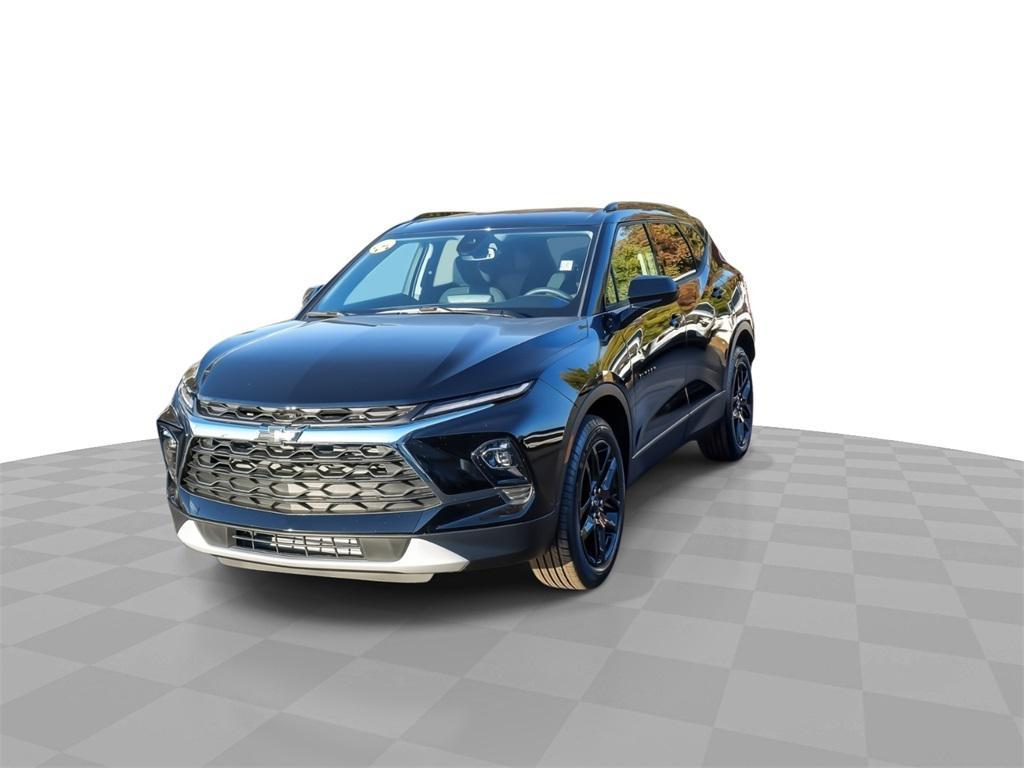 new 2025 Chevrolet Blazer car, priced at $37,995