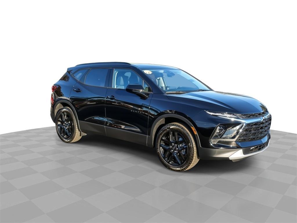new 2025 Chevrolet Blazer car, priced at $37,995