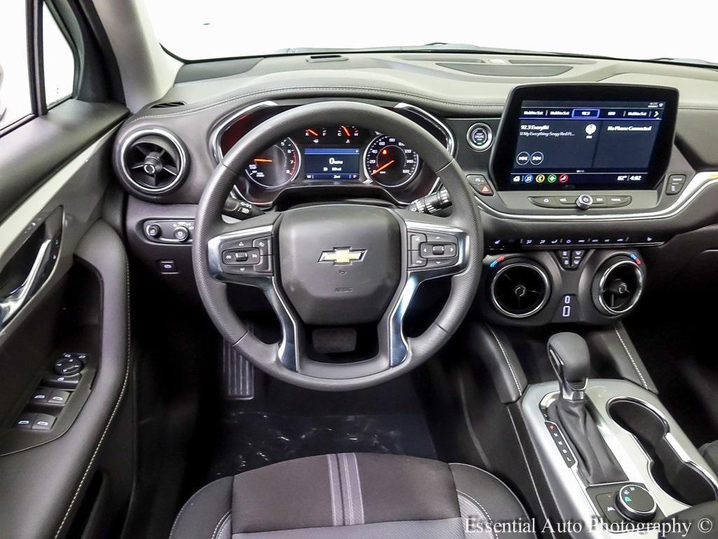 new 2025 Chevrolet Blazer car, priced at $32,995