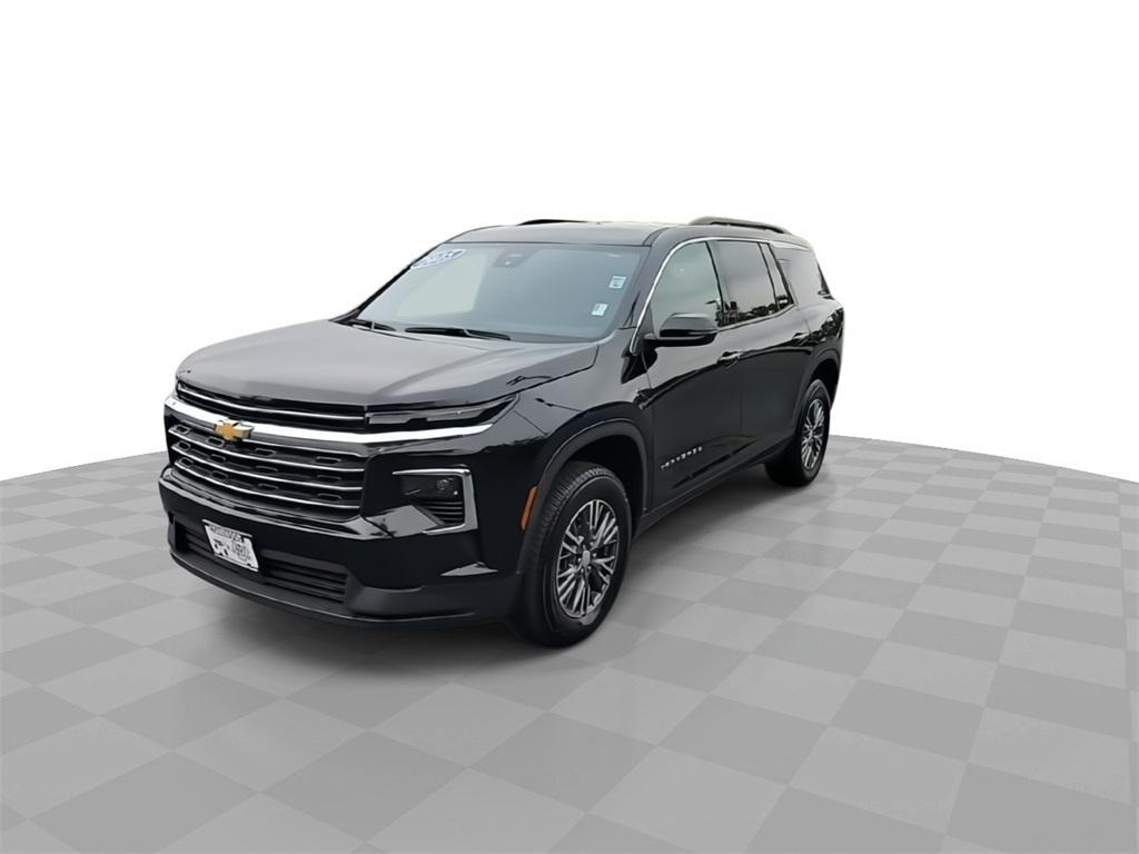 used 2025 Chevrolet Traverse car, priced at $38,491