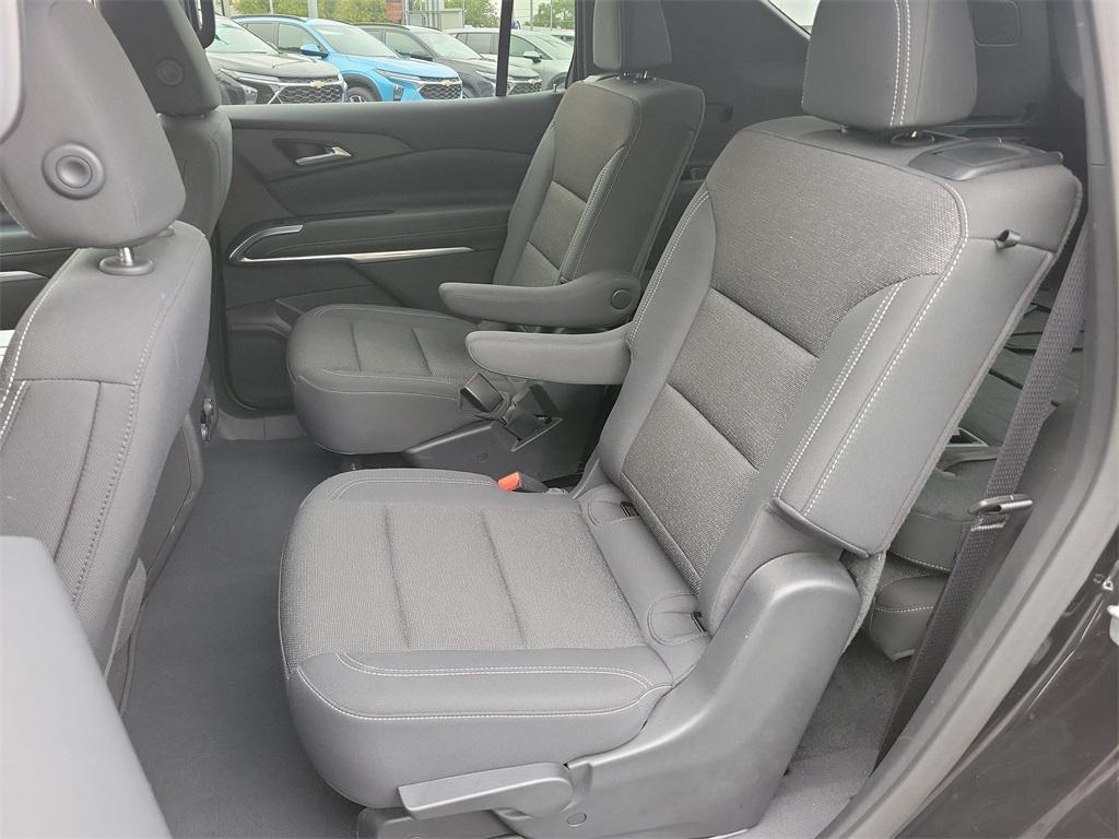 used 2025 Chevrolet Traverse car, priced at $38,491