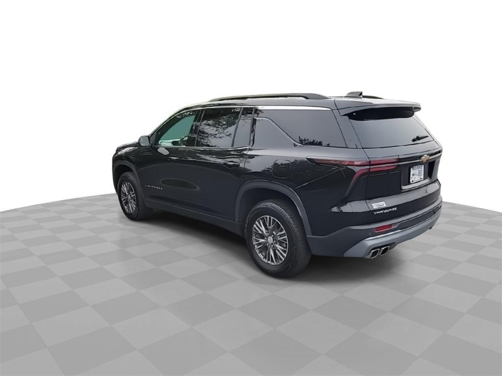 used 2025 Chevrolet Traverse car, priced at $38,491