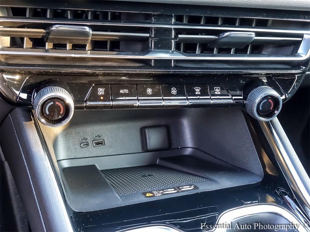 new 2026 Chevrolet Traverse car, priced at $41,447