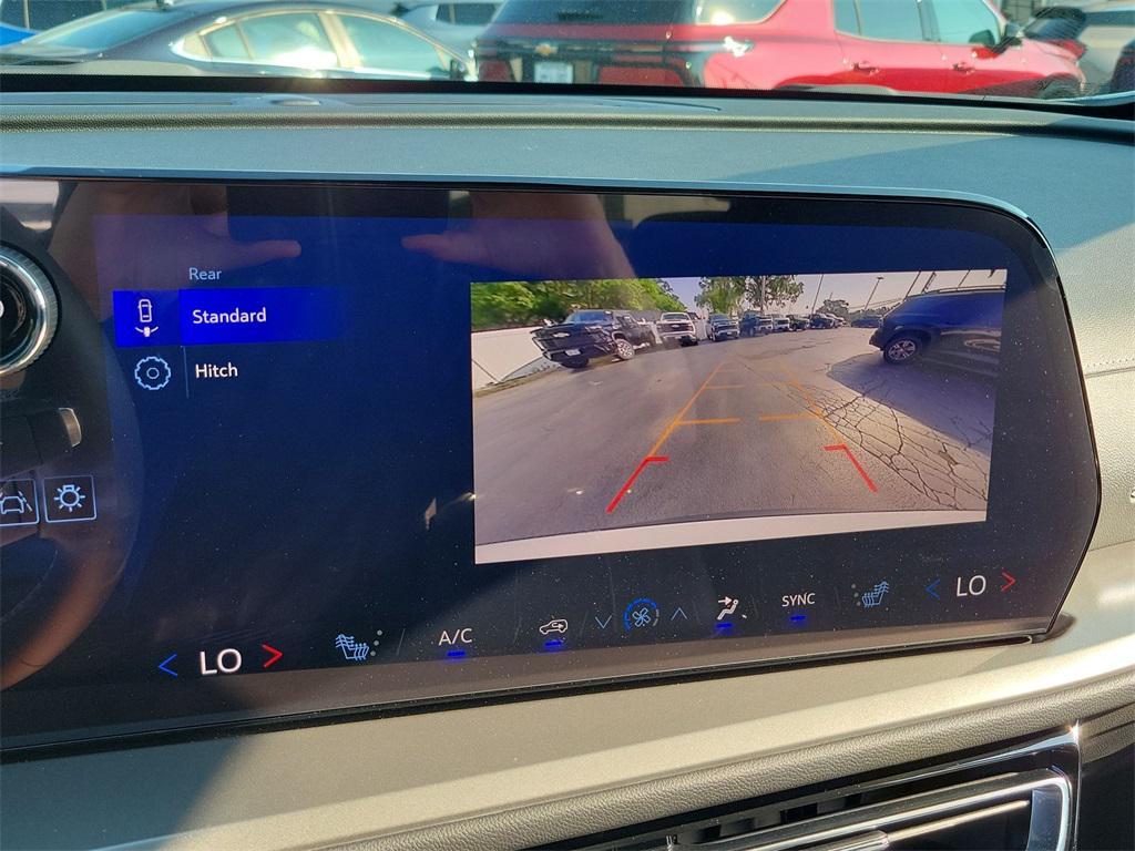 new 2025 Chevrolet Traverse car, priced at $41,495