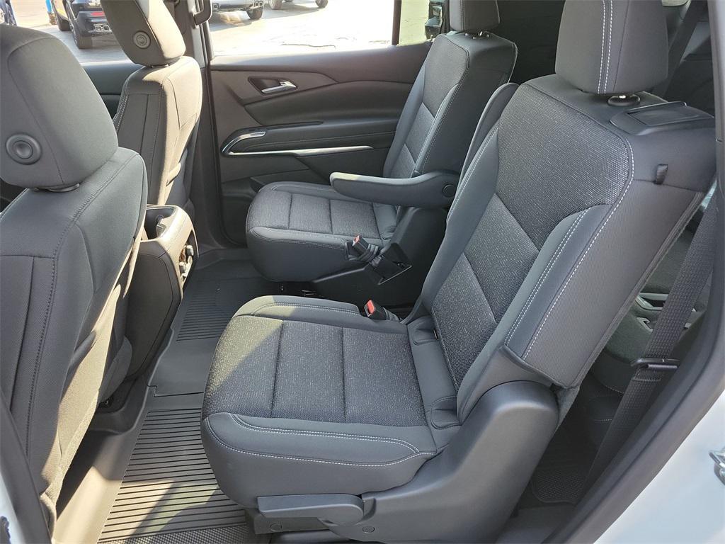 new 2025 Chevrolet Traverse car, priced at $41,495