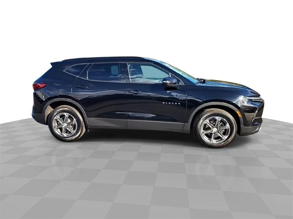 used 2024 Chevrolet Blazer car, priced at $31,990