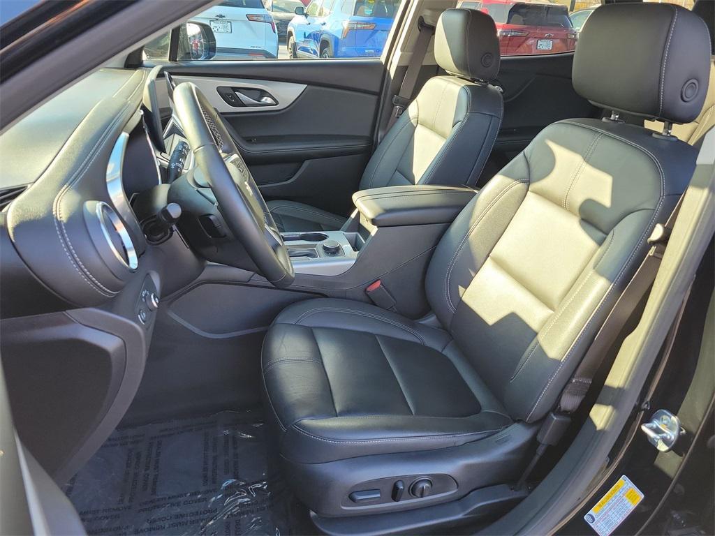 used 2024 Chevrolet Blazer car, priced at $31,990