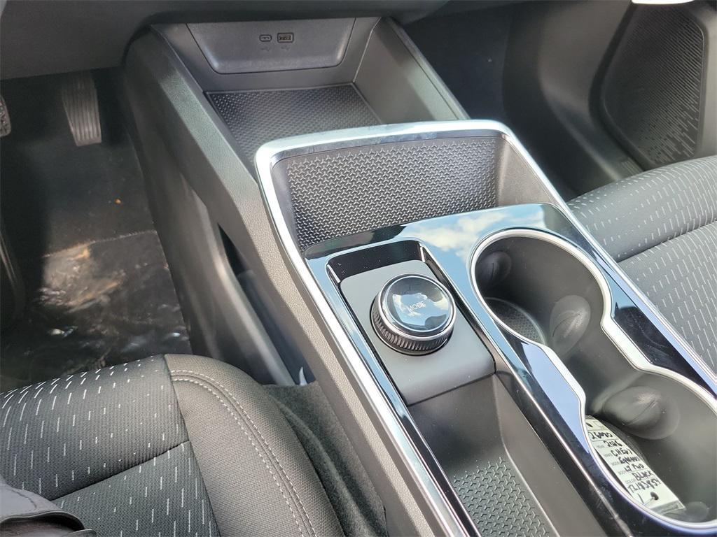 new 2026 Chevrolet Equinox car, priced at $26,995