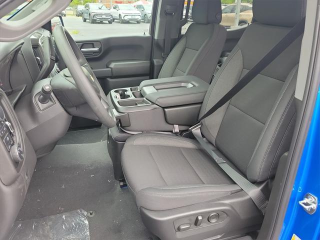 new 2025 Chevrolet Silverado 1500 car, priced at $40,245