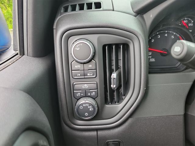 new 2025 Chevrolet Silverado 1500 car, priced at $40,245