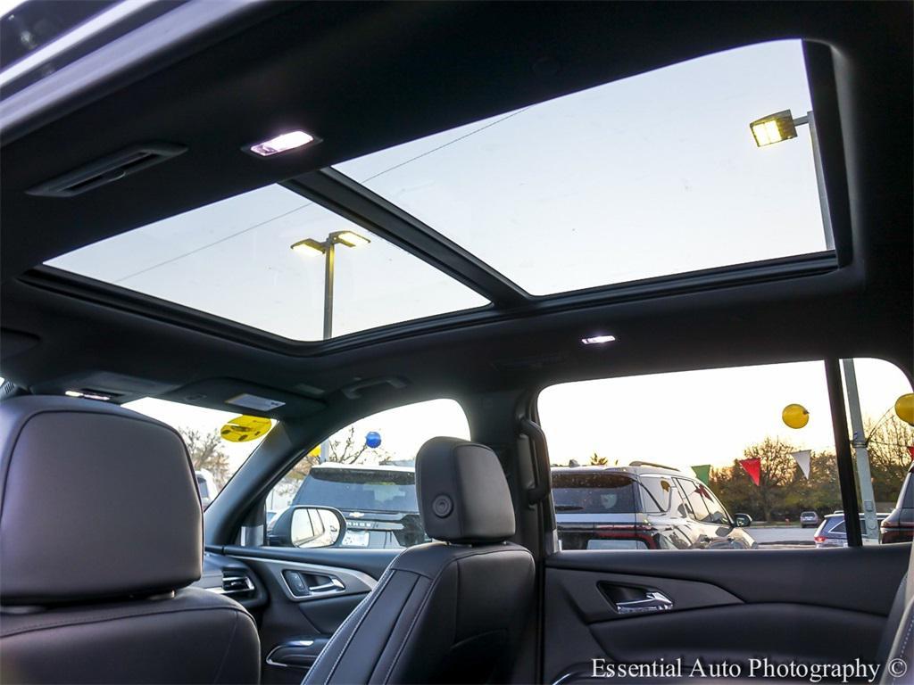 new 2026 Chevrolet Traverse car, priced at $44,495