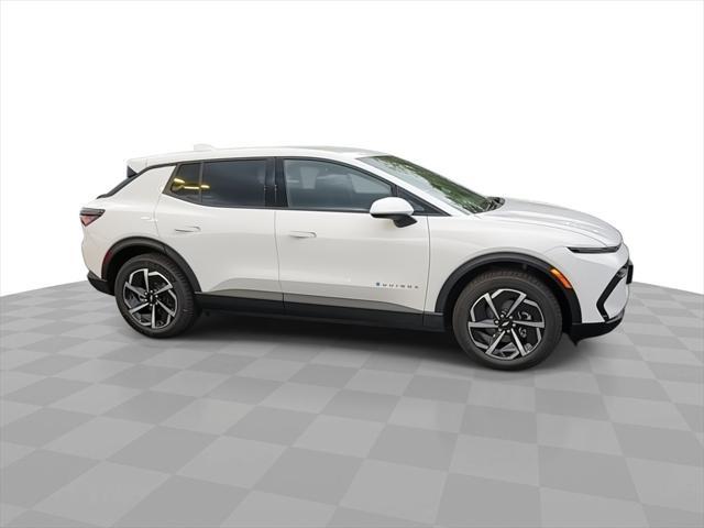 new 2025 Chevrolet Equinox EV car, priced at $22,995
