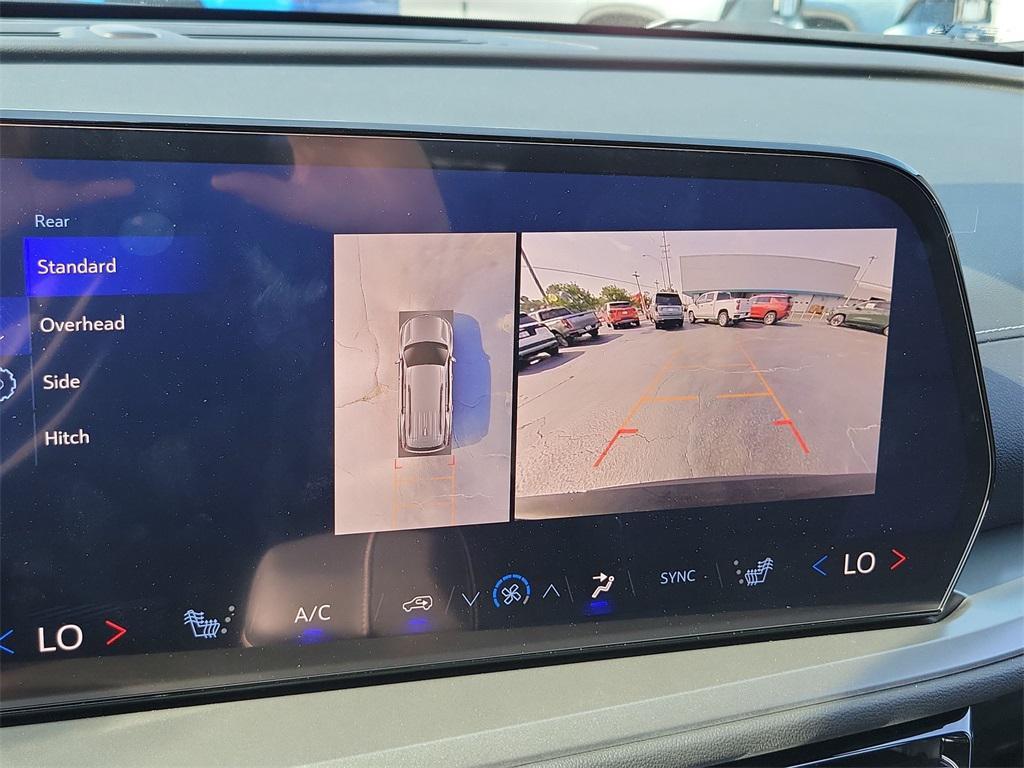 new 2025 Chevrolet Traverse car, priced at $43,446