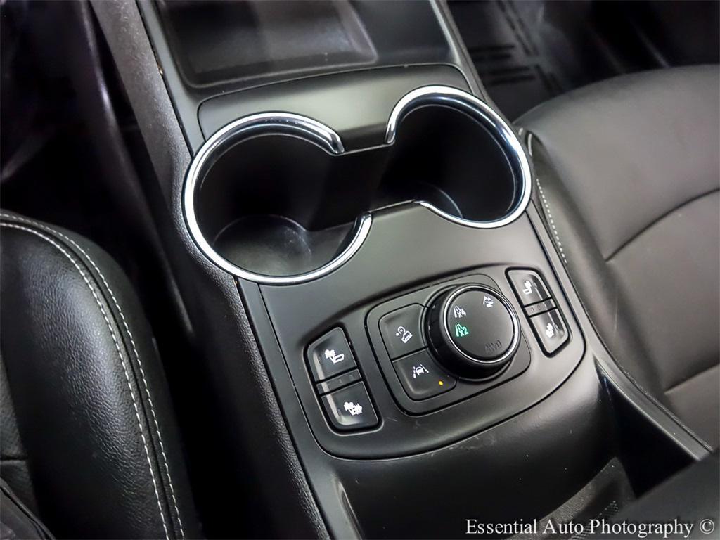 used 2024 GMC Terrain car, priced at $25,991