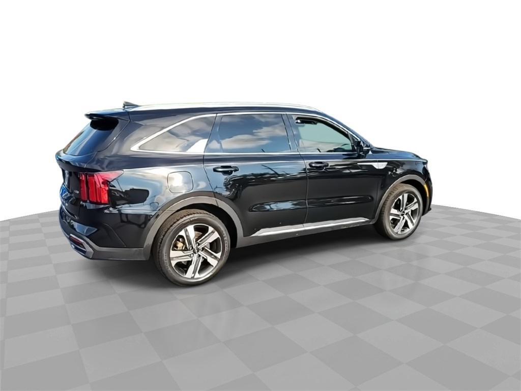 used 2022 Kia Sorento Plug-In Hybrid car, priced at $31,491