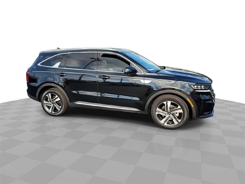 used 2022 Kia Sorento Plug-In Hybrid car, priced at $31,991