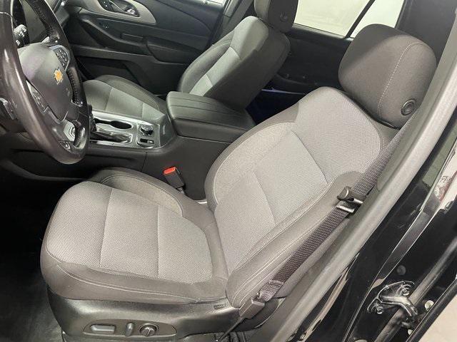 used 2022 Chevrolet Traverse car, priced at $29,549