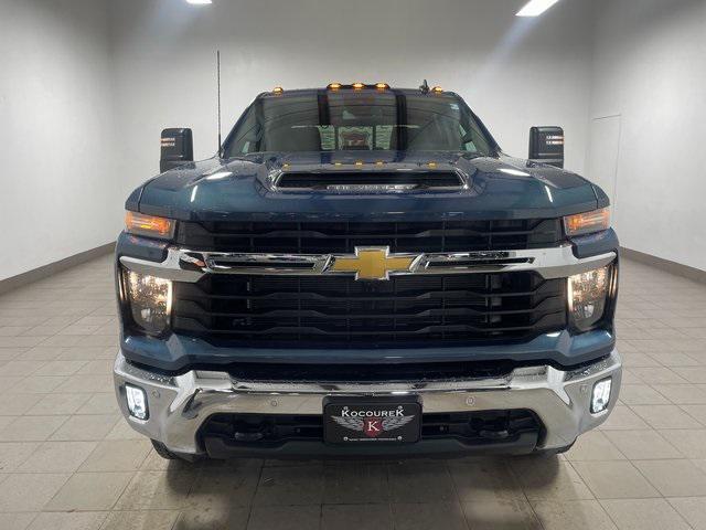 new 2025 Chevrolet Silverado 3500 car, priced at $62,165