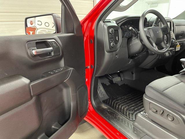 new 2025 Chevrolet Silverado 1500 car, priced at $45,033