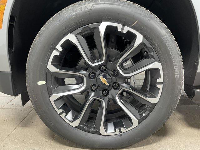 new 2025 Chevrolet Suburban car, priced at $82,153