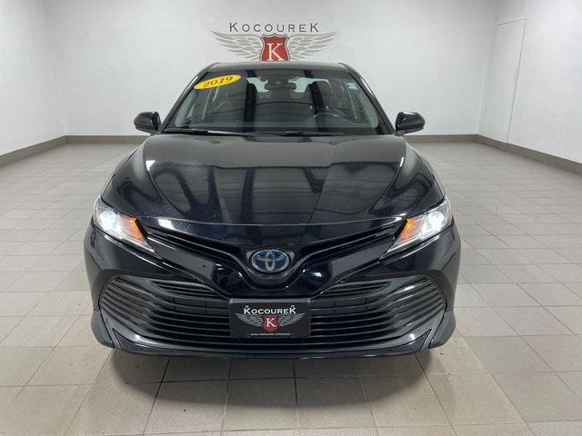 used 2019 Toyota Camry Hybrid car, priced at $16,287