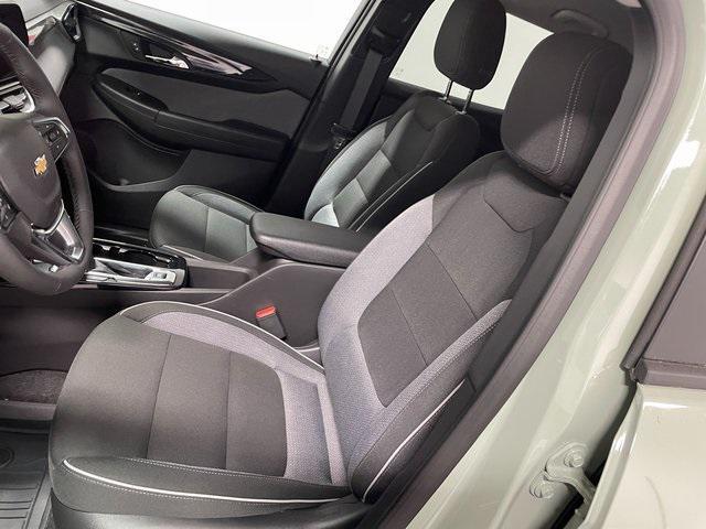 new 2025 Chevrolet TrailBlazer car, priced at $28,380