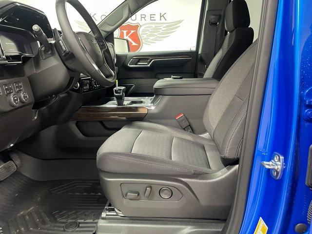 new 2025 Chevrolet Silverado 1500 car, priced at $57,768
