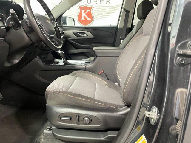 used 2020 Chevrolet Traverse car, priced at $23,202