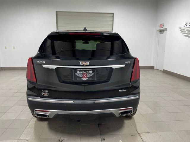 used 2022 Cadillac XT5 car, priced at $33,543