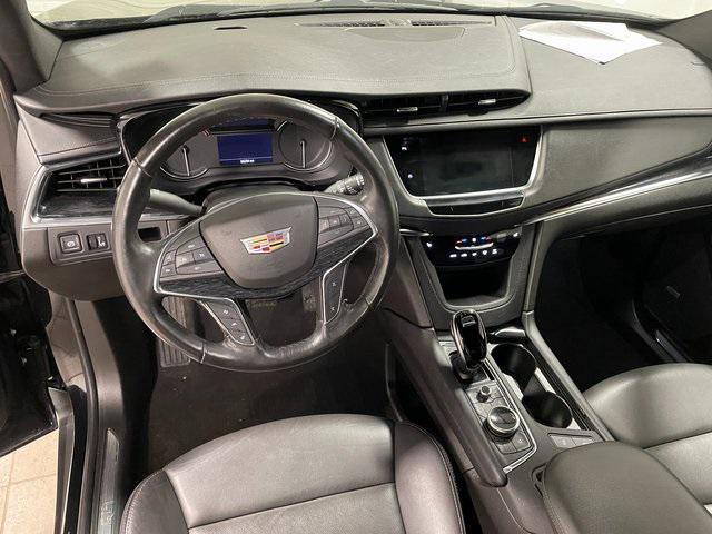 used 2022 Cadillac XT5 car, priced at $33,543
