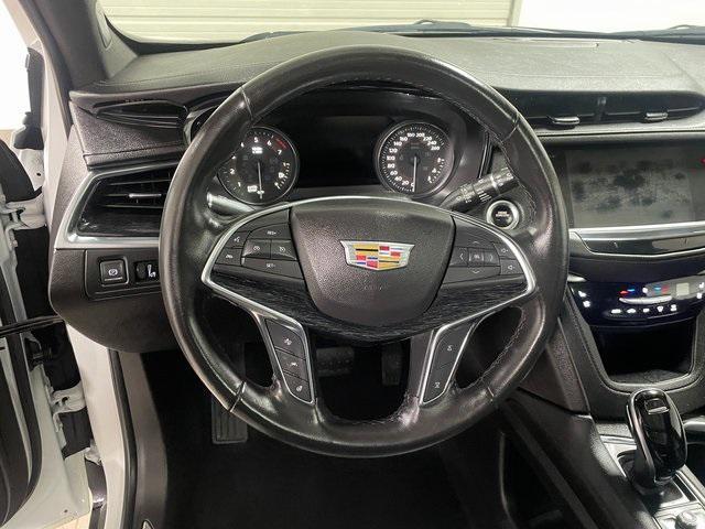 used 2021 Cadillac XT5 car, priced at $34,307