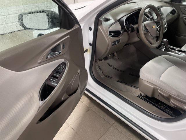 used 2018 Chevrolet Malibu car, priced at $13,570