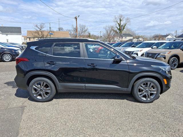 used 2022 Kia Seltos car, priced at $21,507