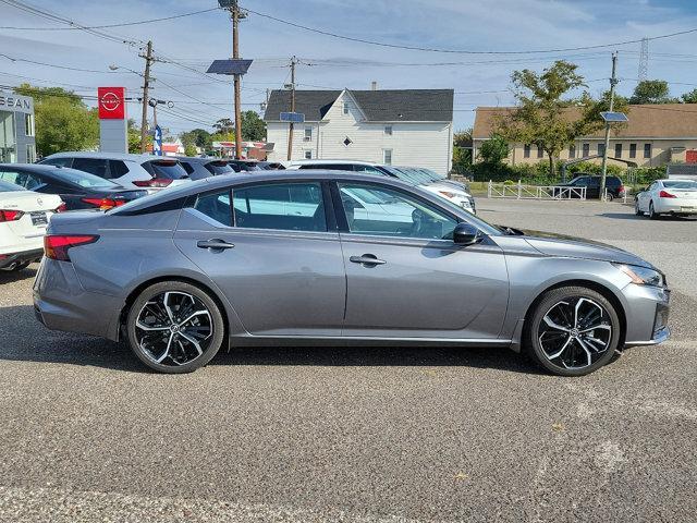 used 2023 Nissan Altima car, priced at $23,906