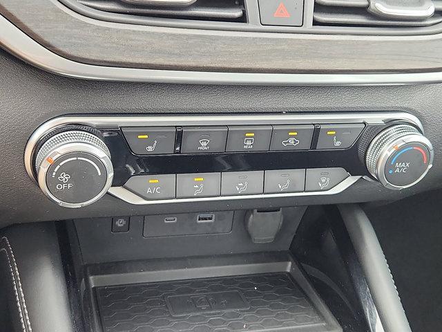 used 2023 Nissan Altima car, priced at $24,034