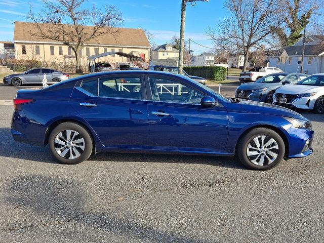 used 2022 Nissan Altima car, priced at $20,154