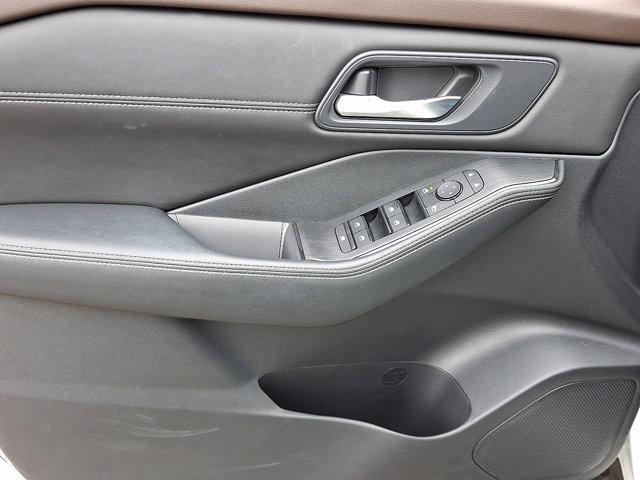 used 2022 Nissan Rogue car, priced at $27,487