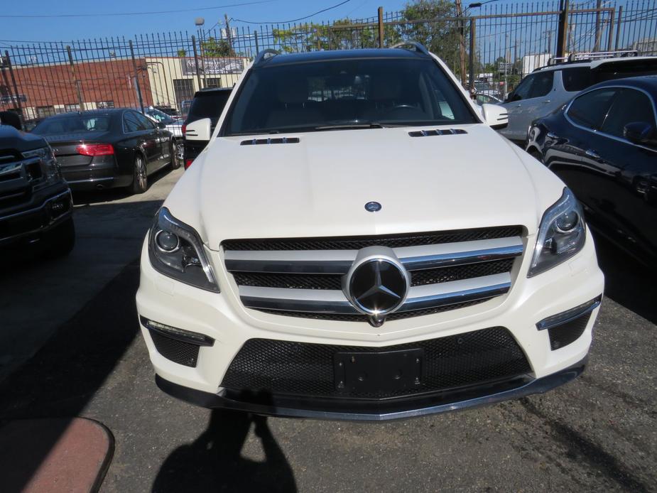 used 2015 Mercedes-Benz GL-Class car, priced at $18,900