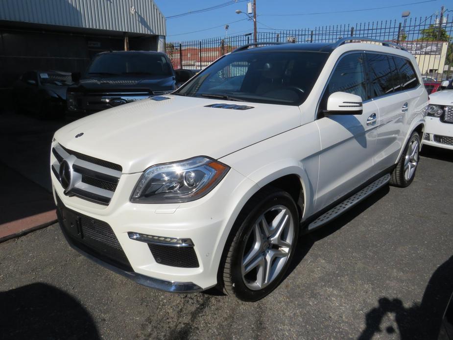 used 2015 Mercedes-Benz GL-Class car, priced at $18,900