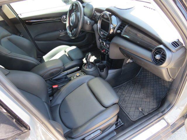 used 2021 MINI Hardtop car, priced at $16,500