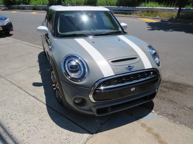 used 2021 MINI Hardtop car, priced at $16,500