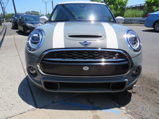 used 2021 MINI Hardtop car, priced at $16,500