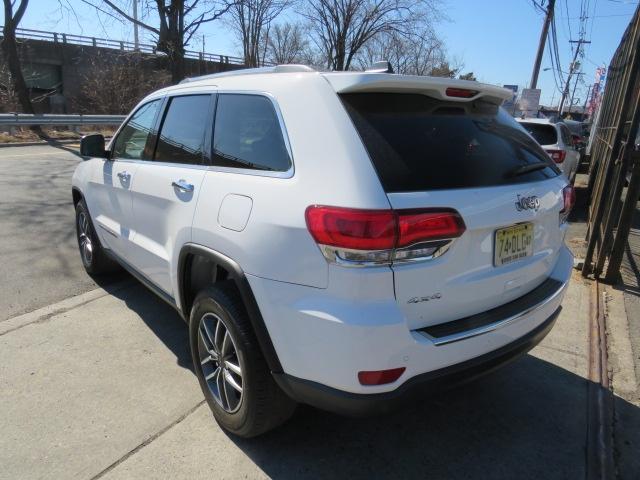 used 2022 Jeep Grand Cherokee WK car, priced at $21,500