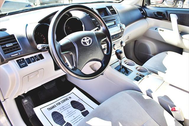 used 2012 Toyota Highlander car, priced at $13,995