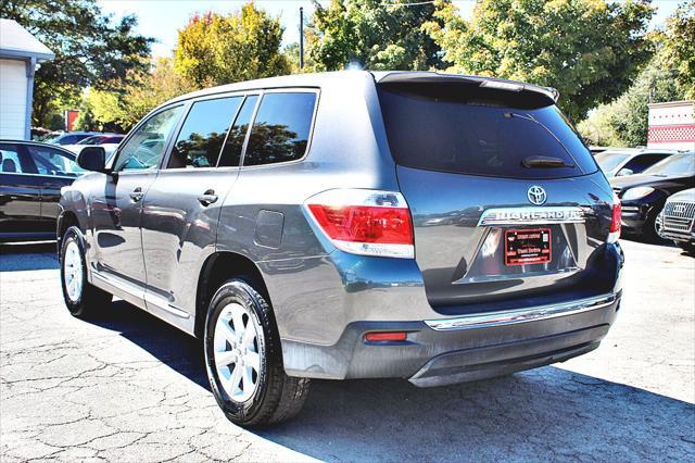 used 2012 Toyota Highlander car, priced at $13,995