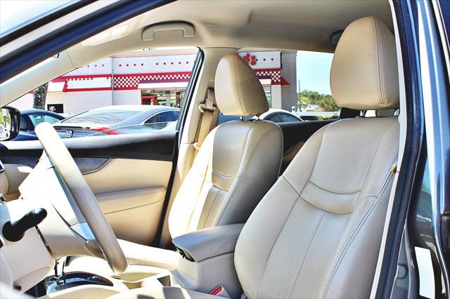 used 2014 Nissan Rogue car, priced at $10,692