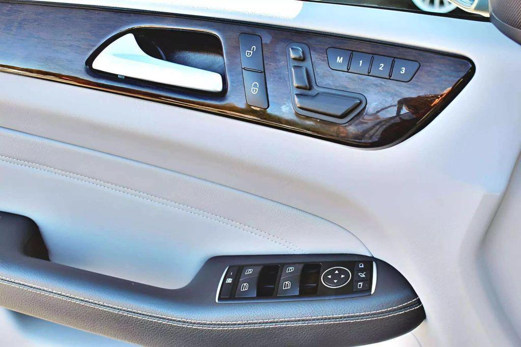 used 2013 Mercedes-Benz M-Class car, priced at $11,450