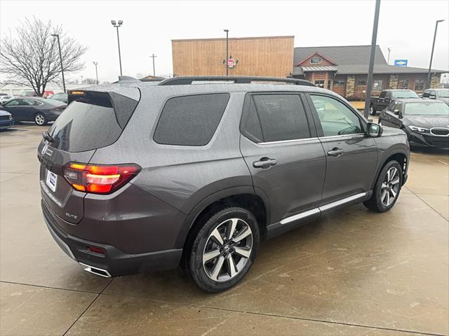 new 2025 Honda Pilot car, priced at $54,475