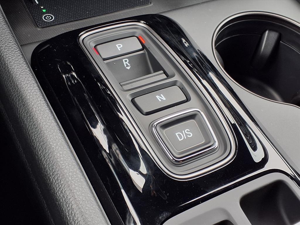 new 2025 Honda Pilot car, priced at $51,350